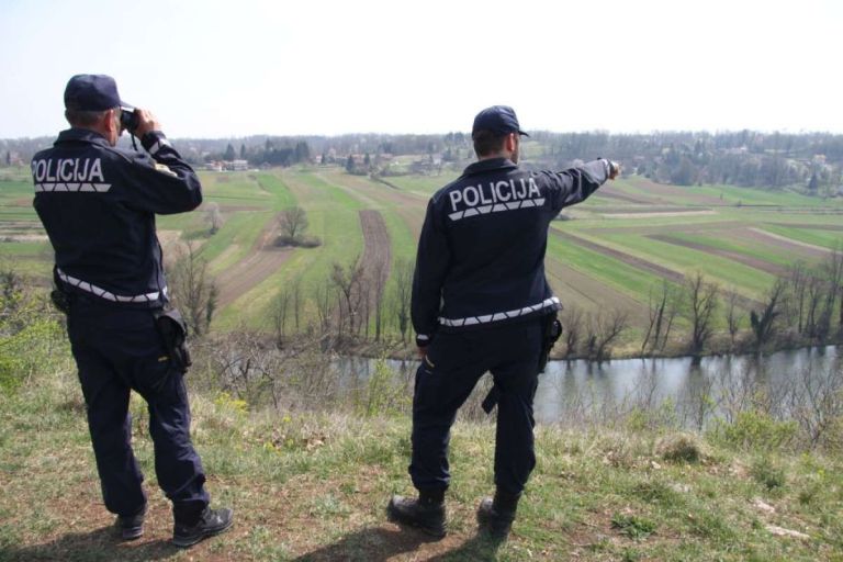 meja, migranti