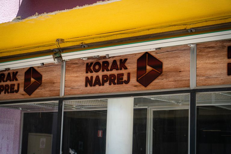 zavod-korak-naprej