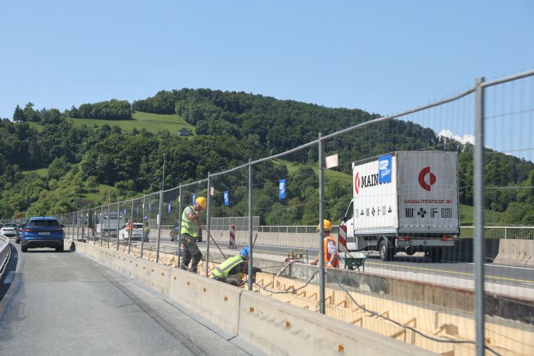 štajerska avtocesta, delo, slovenske konjice, avtocesta, nesreča, gradbišče