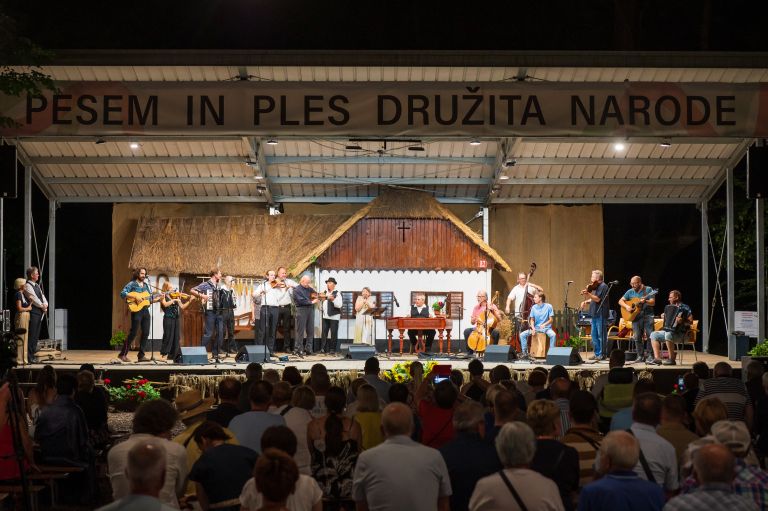 beltinci, mednarodni-folklorni-festival