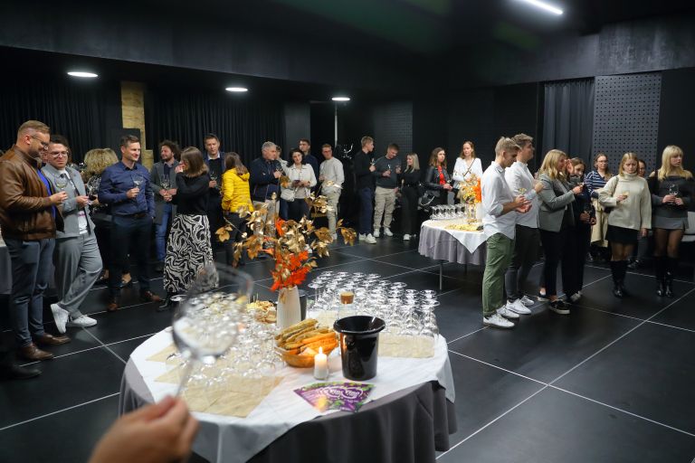 cg_kps_vino_ni_voda.jpg