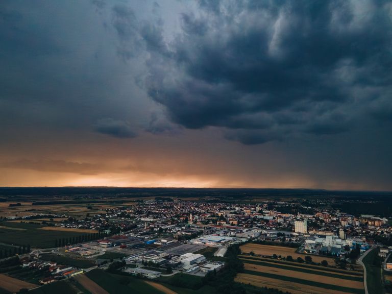 simbolična, nevihta, neurje, murska-sobota, dron, oblaki, oblačno