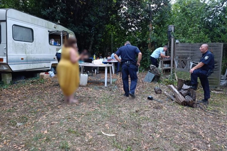 prikolica, umag, zapečatenje.jpg