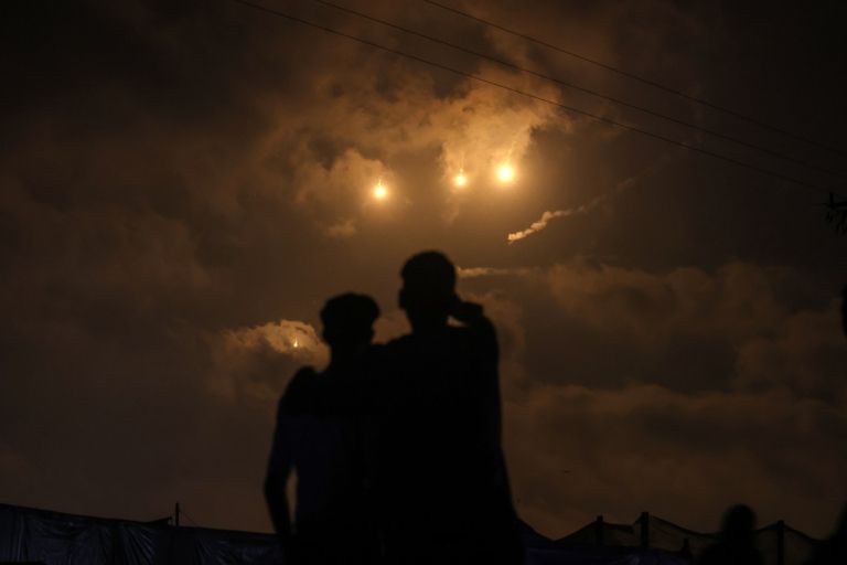 gaza, osvetljeno nebo.jpg