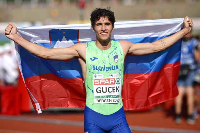 gucek.jpg