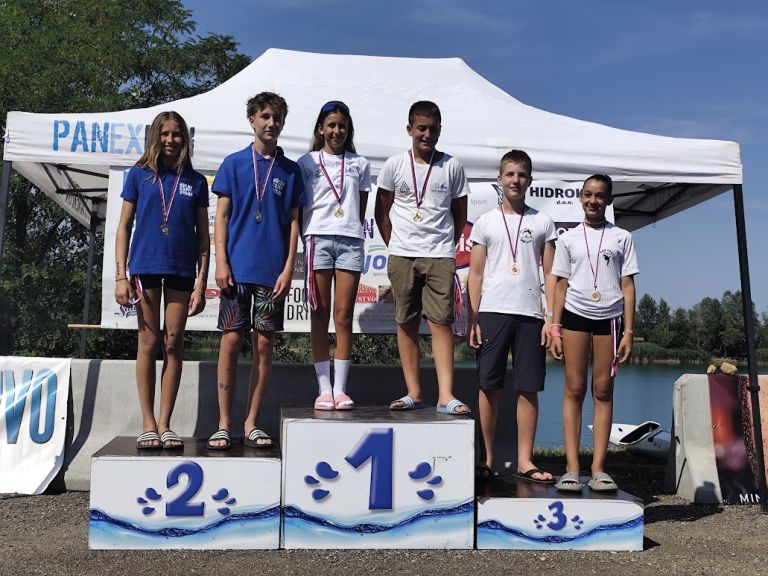 kajak-in-kanu, sobosko-jezero, mirne-vode, slovenski-pokal