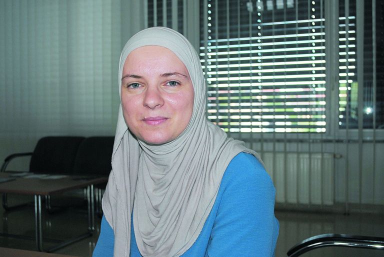 138570_123397_Amra Burzić_5kol_stran 13_amra_burziä‡.jpg