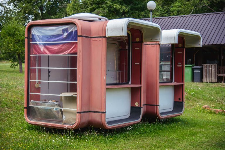 nogometno-igrišče-čepinci, nk-čepinci, šd-čepinci, rdeči-kontejner, kiosk