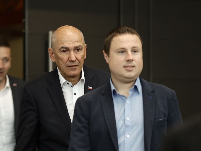 jansa mahnic dz bobo.JPG