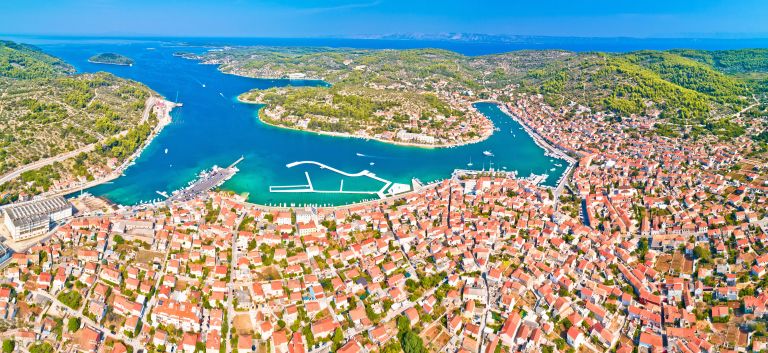 Zaliv Vela Luka, Korčula.jpg