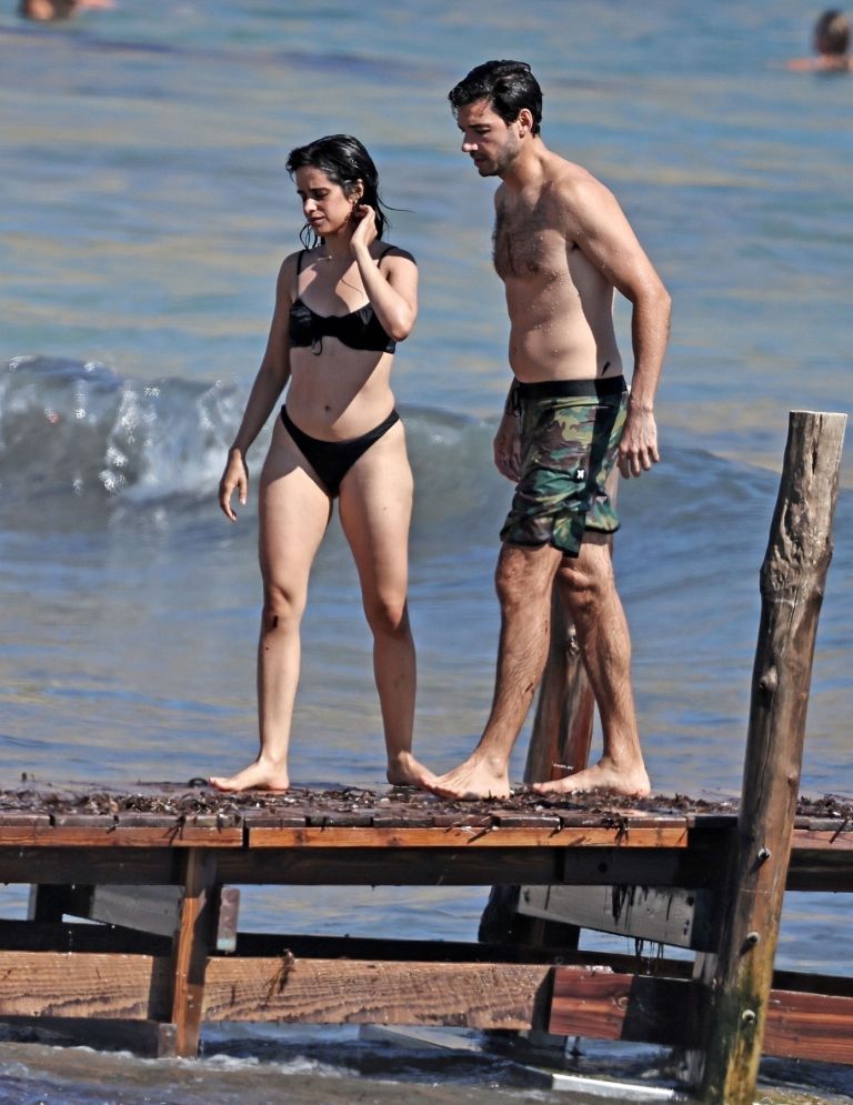 Camila Cabello, Henry Junior Chalhoub (3).jpg