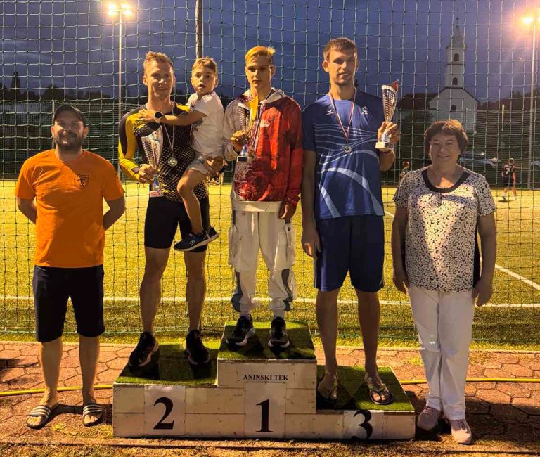 Aninski tek - zmagovalci 5 km_SPLET.jpg