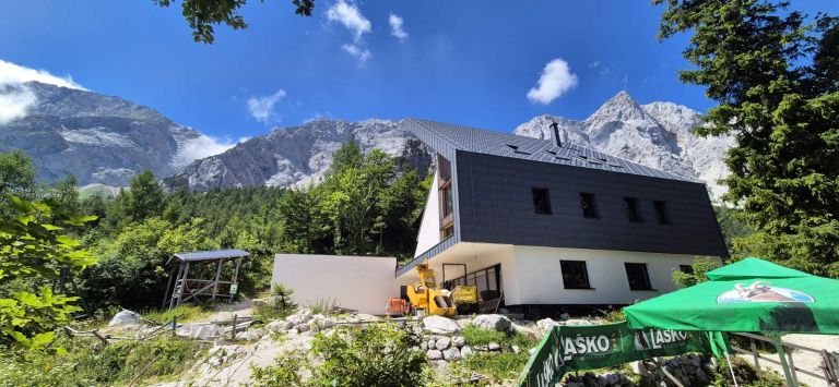 okreselj, koca-na-okreslju, planinsko-drustvo-celje-matica