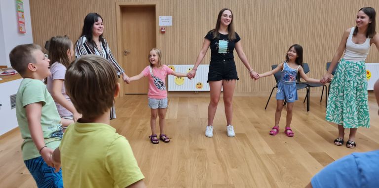 joga-smeha-(2).jpg