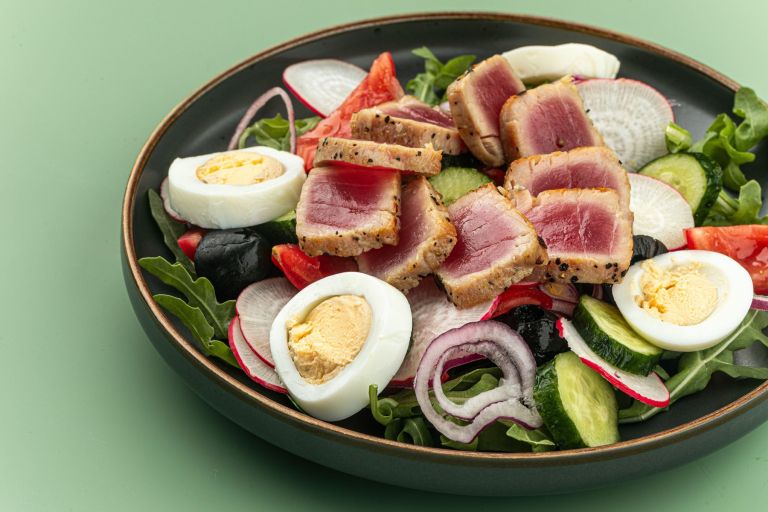 solata, jajca, tuna