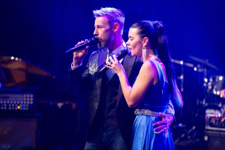 Koncert VJ25 Gregor in Nina.jpg