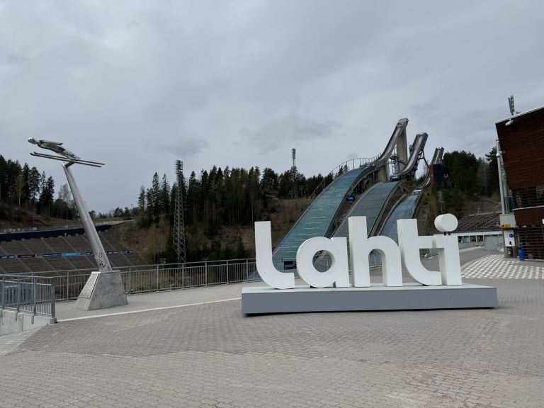 3-01 lahti skakalnice SS.JPEG