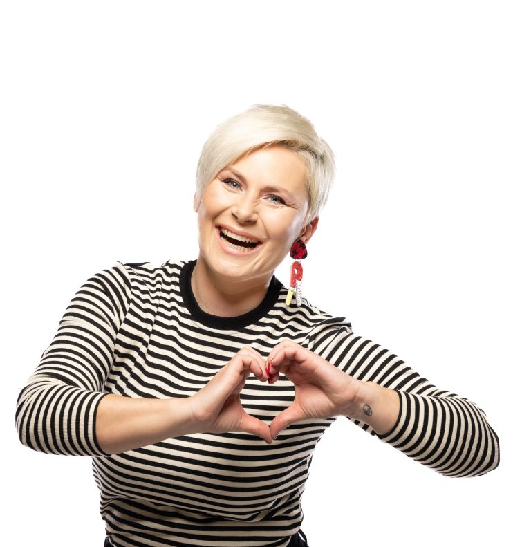 ana praznik.jpeg
