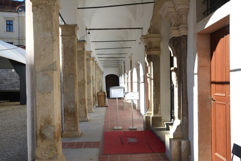 Grad Brezice pritličje.JPG