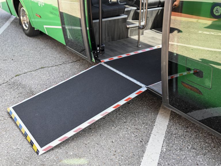 krski-elektricni-avtobus