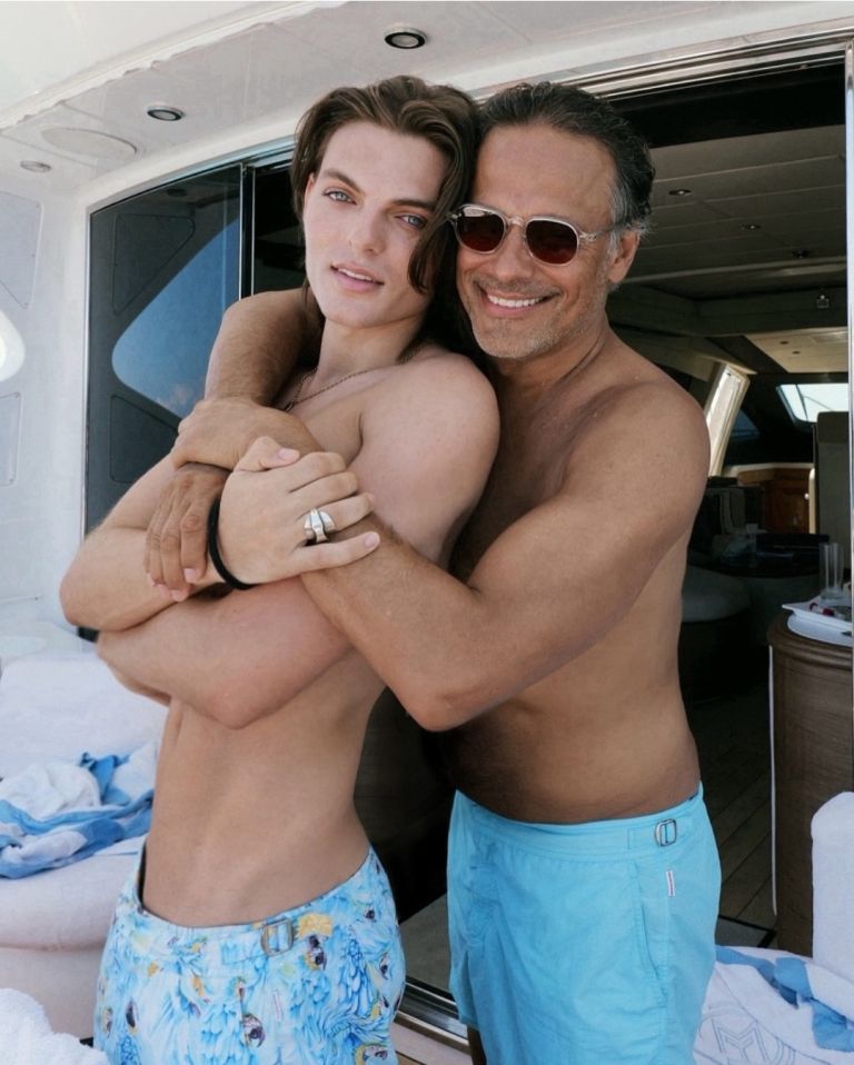 damian hurley 1.jpg