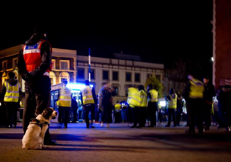 london tekma policija nogomet