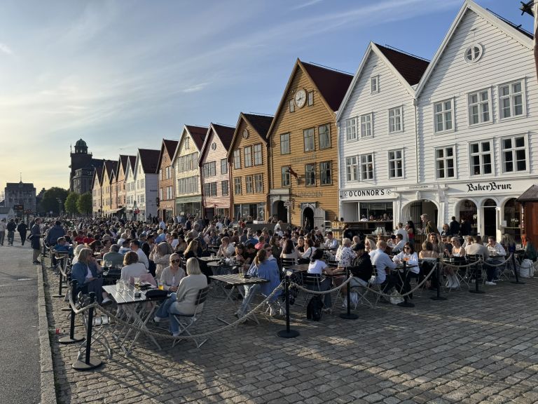 02 bergen promenada SS.JPEG