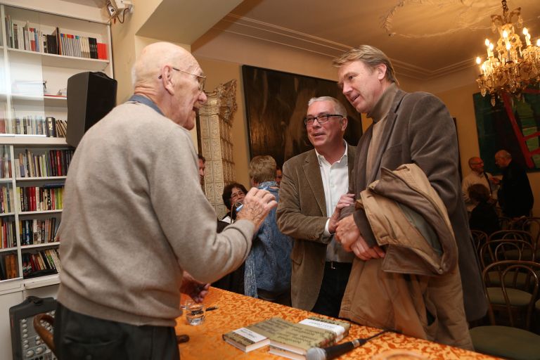 roter golobic sever Primoz Lavre.jpg