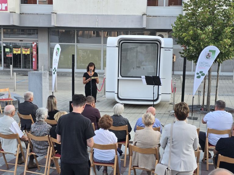 nš-kiosk.jpg