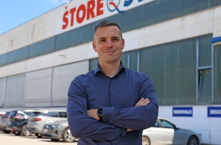 matevz-fazarinc, store-steel