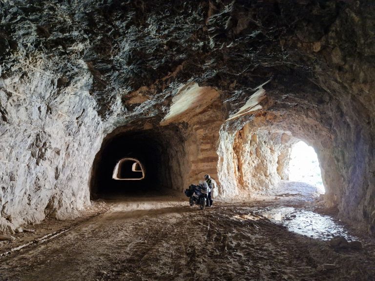 Dark canyon Evfrat, ena najbolj ekstremnih cest na svetu TR 2.jpg