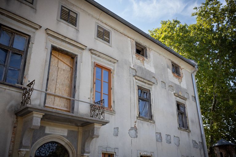 jelsingrad, asta-vrecko, matija-caks, obnova, kulturna-dediscina