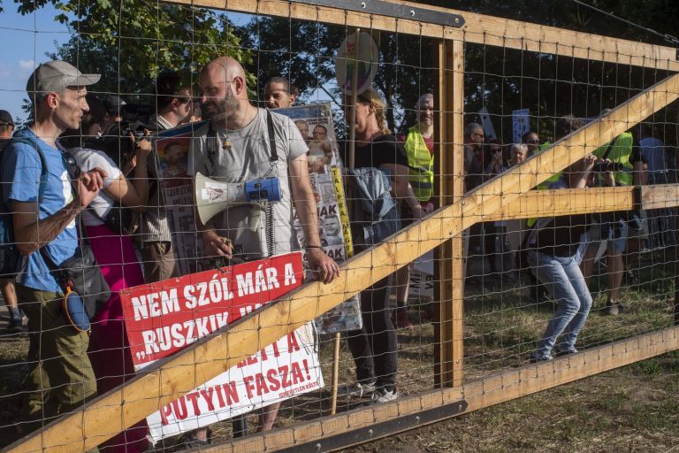 hatvanpusztarol, orban, posestvo, madzarska