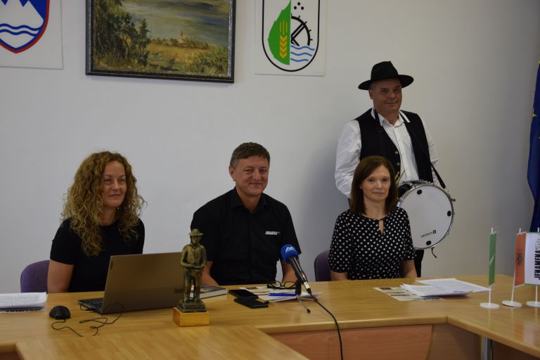 črenšovci, jenamena-fest, novinarska-konferenca
