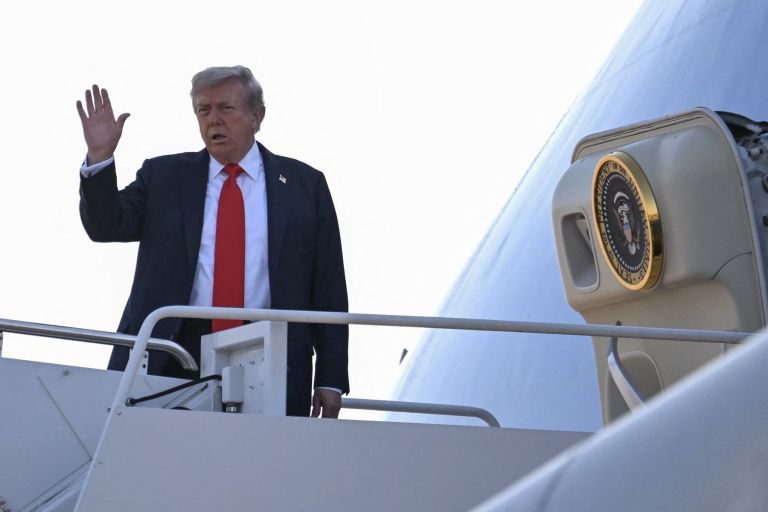 trump letalo.jpg