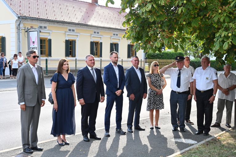 črenšovci, proslava