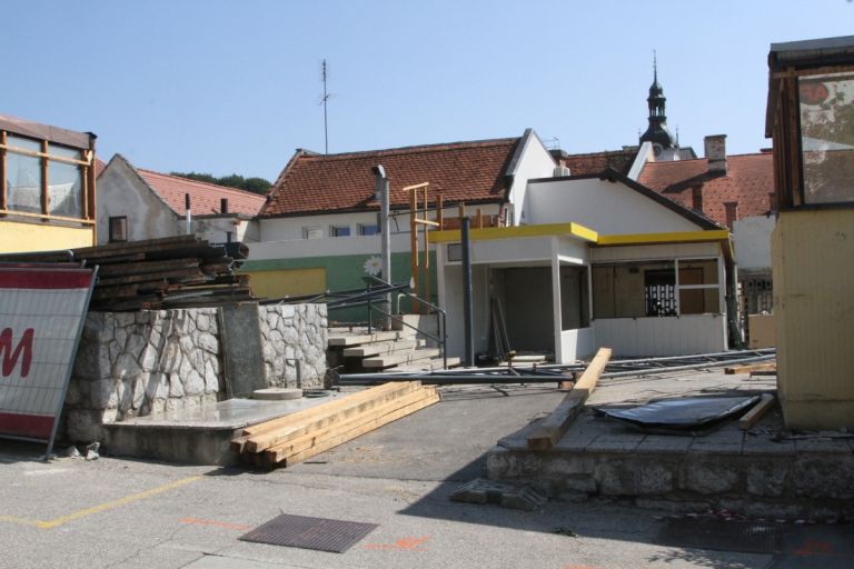 novomeska-trznica, koka