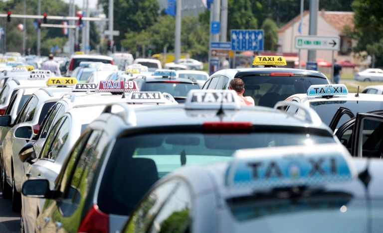 taxi.jpg