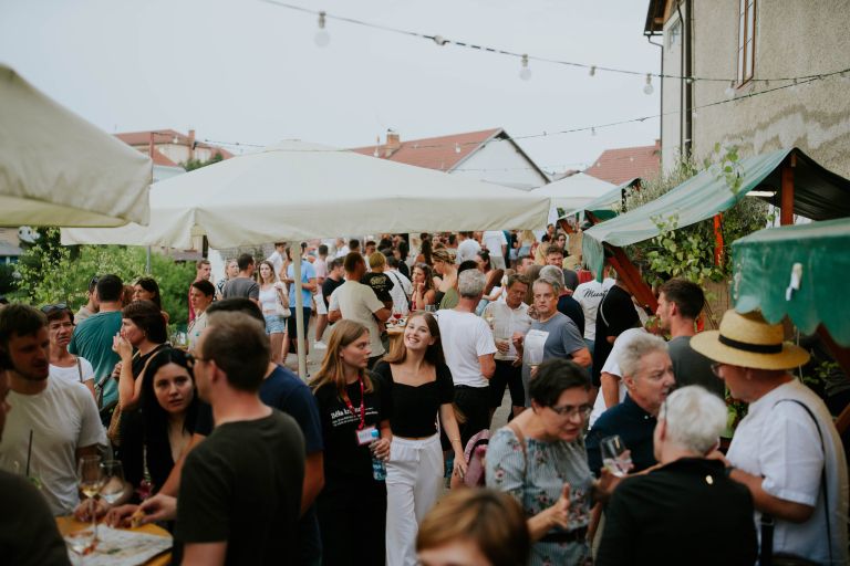 crnfest-2025