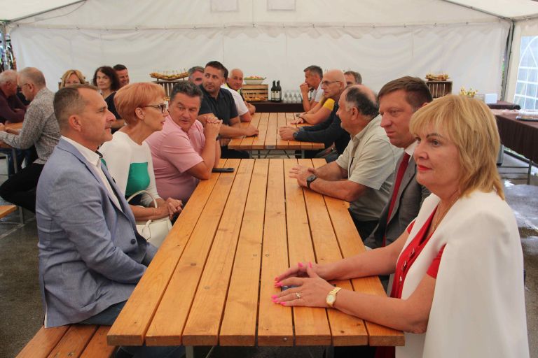 poljane-pri-mirni-peci, odprtje-prenovljenega-odseka