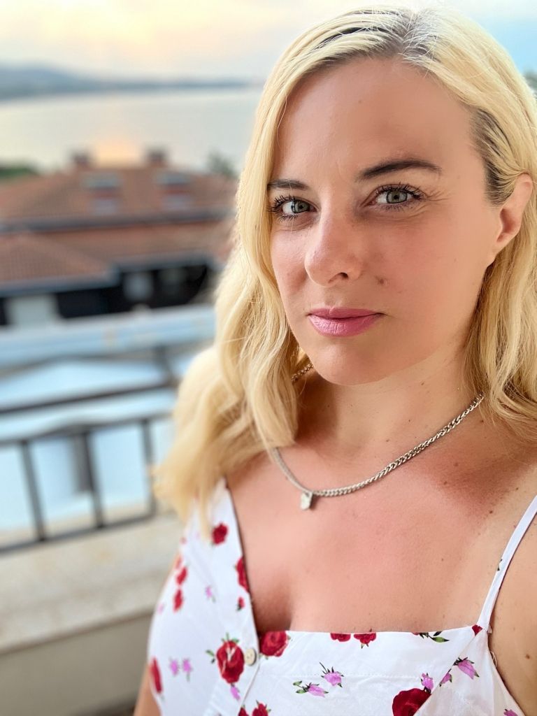 Irena Svetek