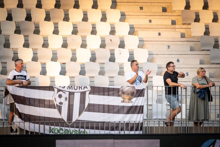 koper, mura, bonifika, gledalci, tribune, navijaci, ljudje
