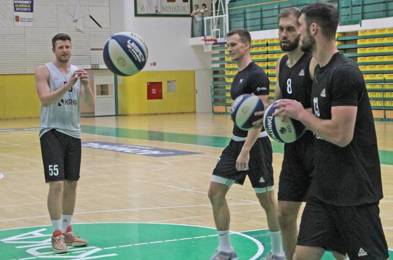 kk-krka, priprave-kosarkarjev-krke