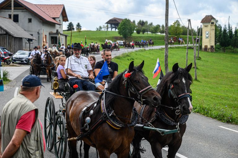 konjerejsko-drustvo-radohova-vas