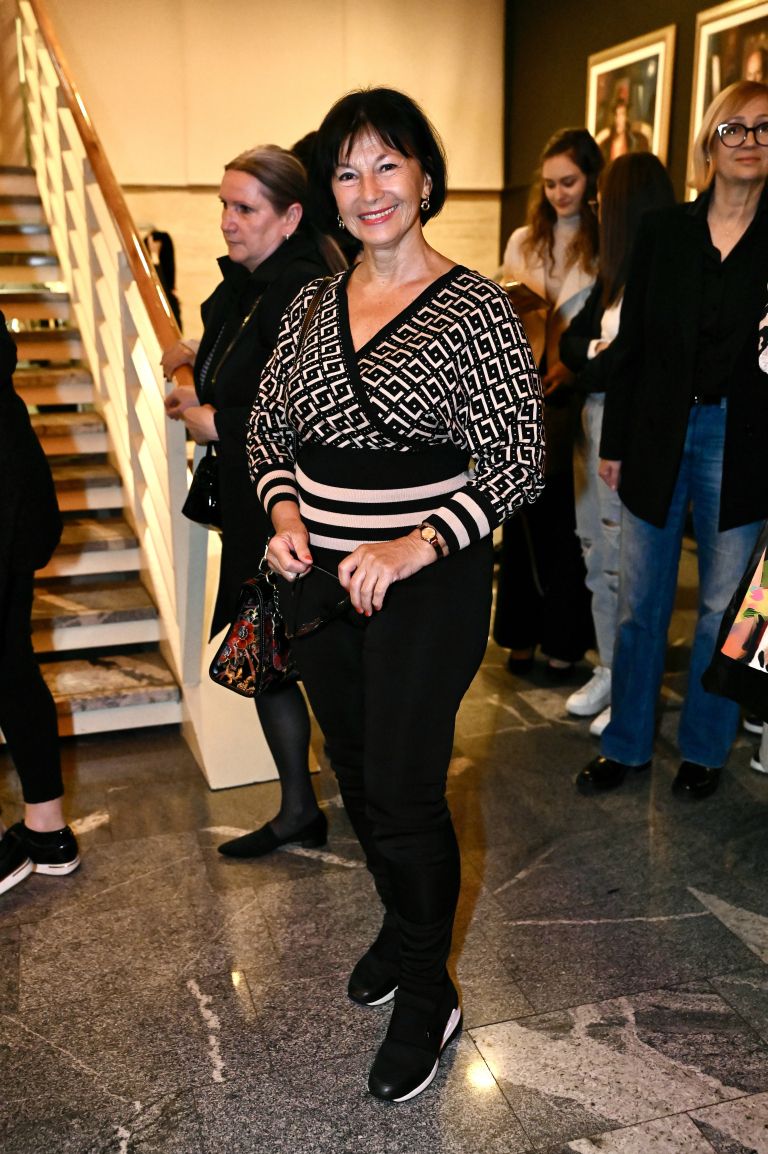 azra sirovnik.jpg