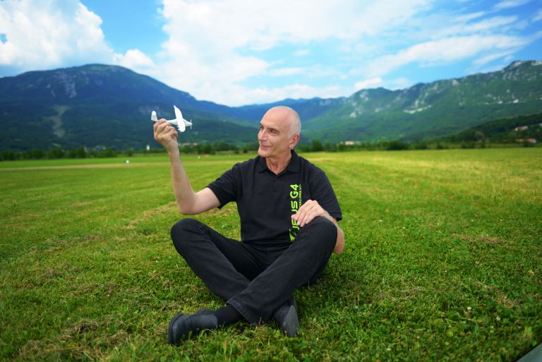 Preden je zaslovel kot letalski inovator, je Ivo Boscarol desetletje deloval kot koncertni fotograf