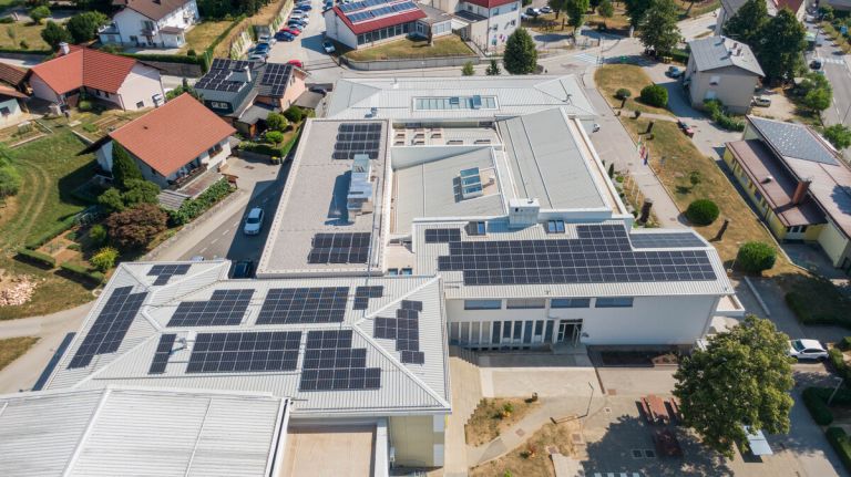 osnovna-sola-ferda-vesela-sentvid-pri-sticni, soncna-elektrarna