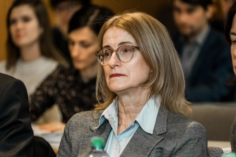 Nina Betetto