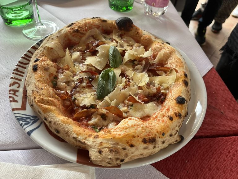 spizza, naj-picerija-slovenije