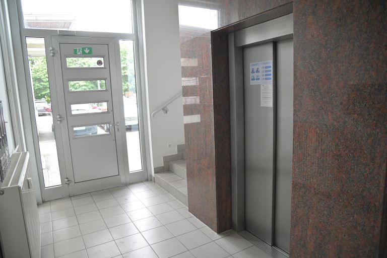 šavel-center, dvigalo, upravljalec-stavbe, komunala